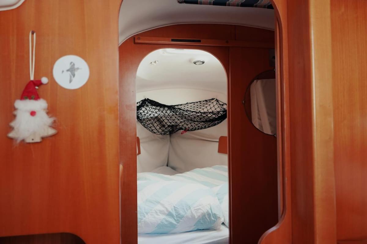 Surfbird Cozy Sailboat Escape Hotel Lisboa Екстериор снимка